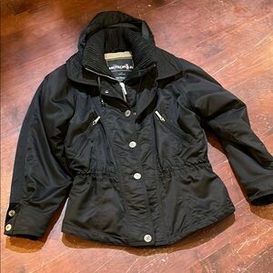 Metropolis Ski Snow Jacket with Hood and Durable Material vintage